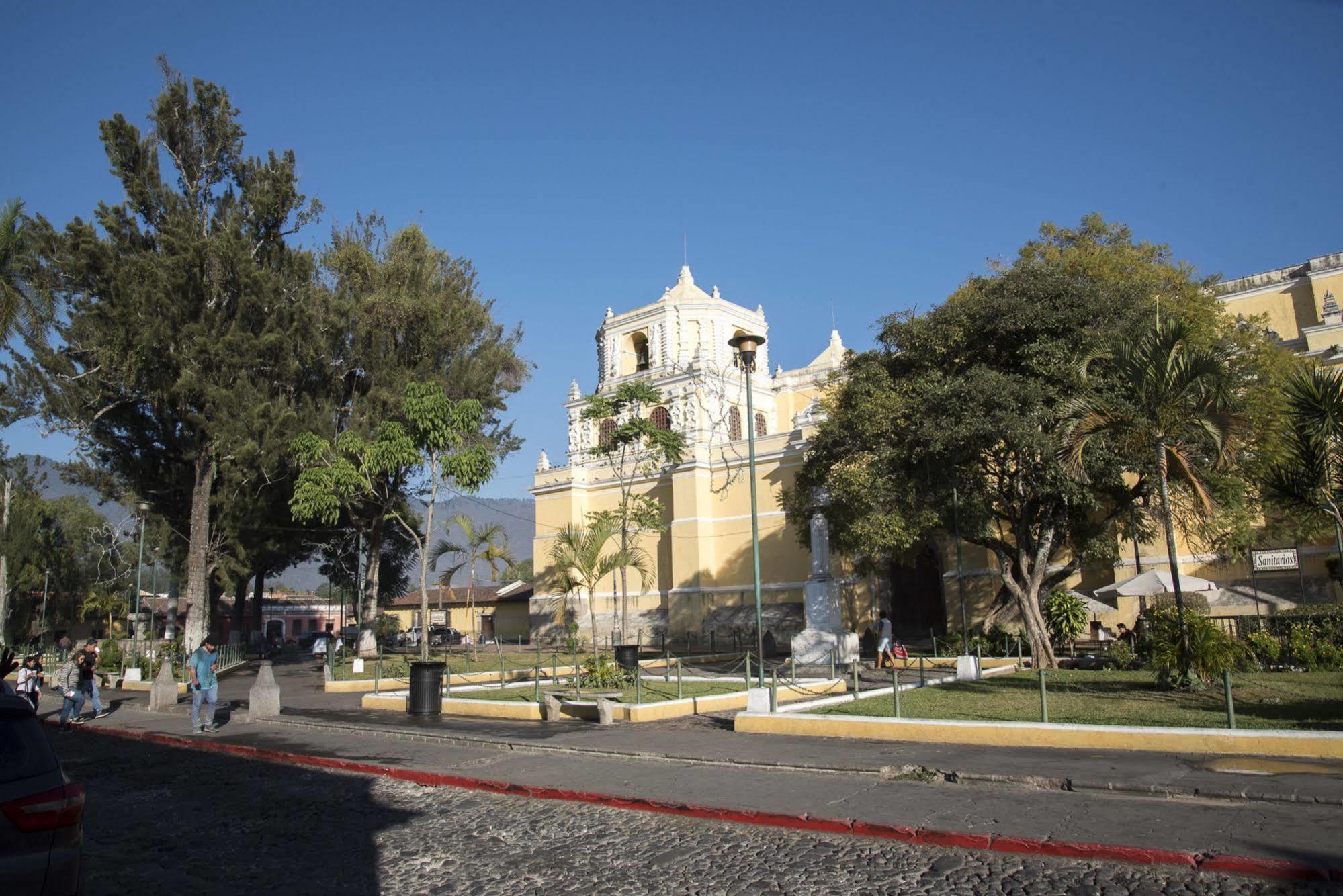 Posada Don Diego Antigua Exterior photo